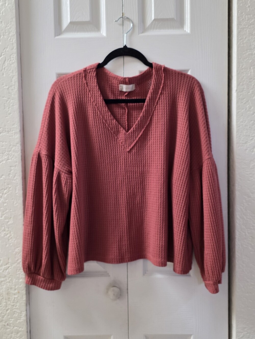 Altar'd State Dusty Rose Balloon-Sleeve V-Neck Sweater L